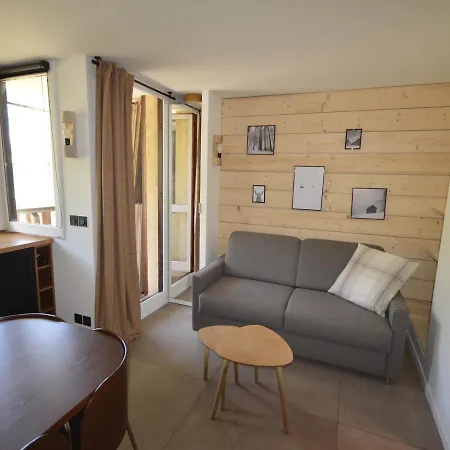 شقة Renove Au Pied Des Pistes Avec Balcon Et Cuisine Equipee - Fr-1-755-9